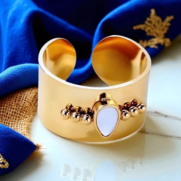 🆕️18K Gold Plated Stainless Steel Adjustable Ring w/ Natural Shell Inlay ✨️ 🌿 - Picture 8 of 16